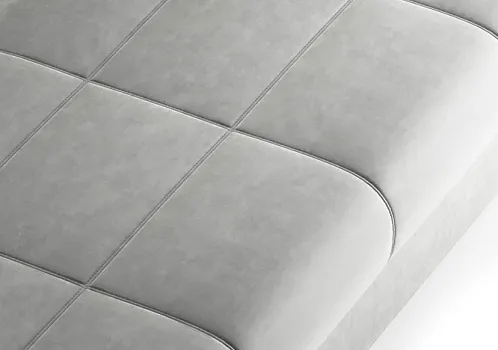 Съёмный чехол сиденья, спинки и подушек позволит произвести химчистку в случае необходимости.